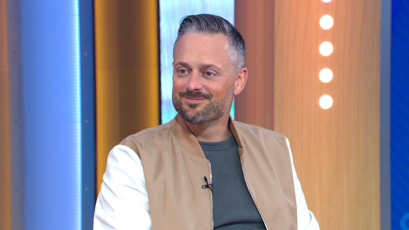 Nate Bargatze talks about his new comedy special Good Morning America