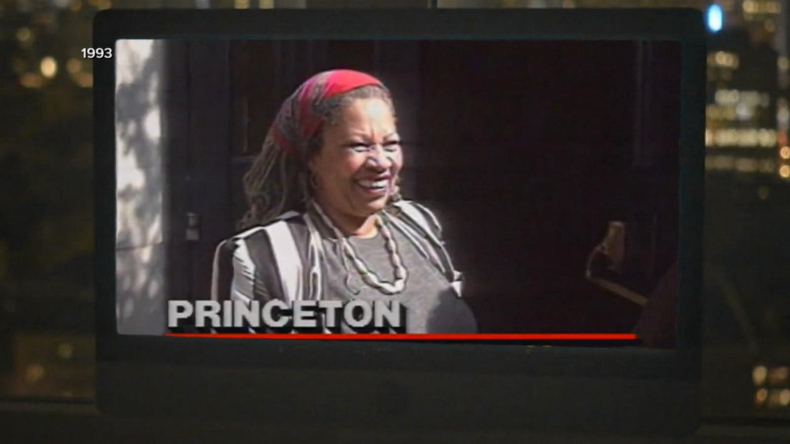 Ivy League School Honors Late Author Toni Morrison In New Exhibit Good Morning America 