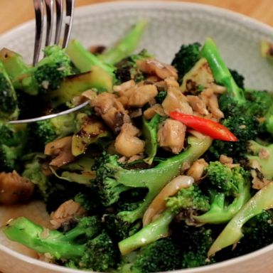 VIDEO: Try this simple salted fish and broccoli recipe