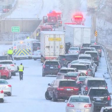 VIDEO: Massive car pileup on Michigan highway