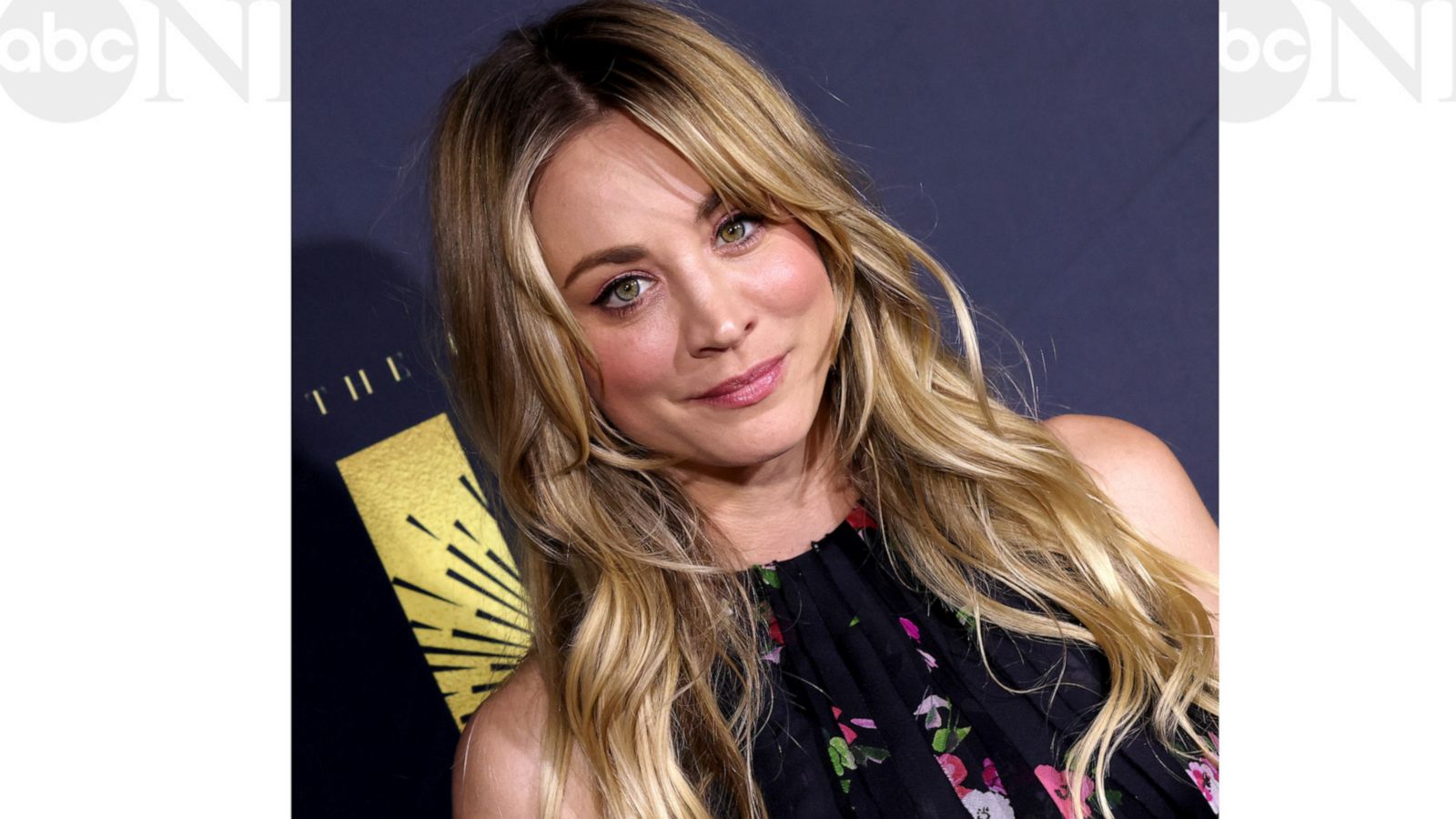 Hot Kaley Cuoco Uhd When The Big Bang Theory's Kaley Cuoco And Johnny