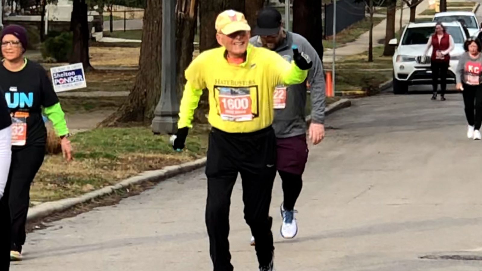 VIDEO: 85-year-old marathon runner completes his 600th race