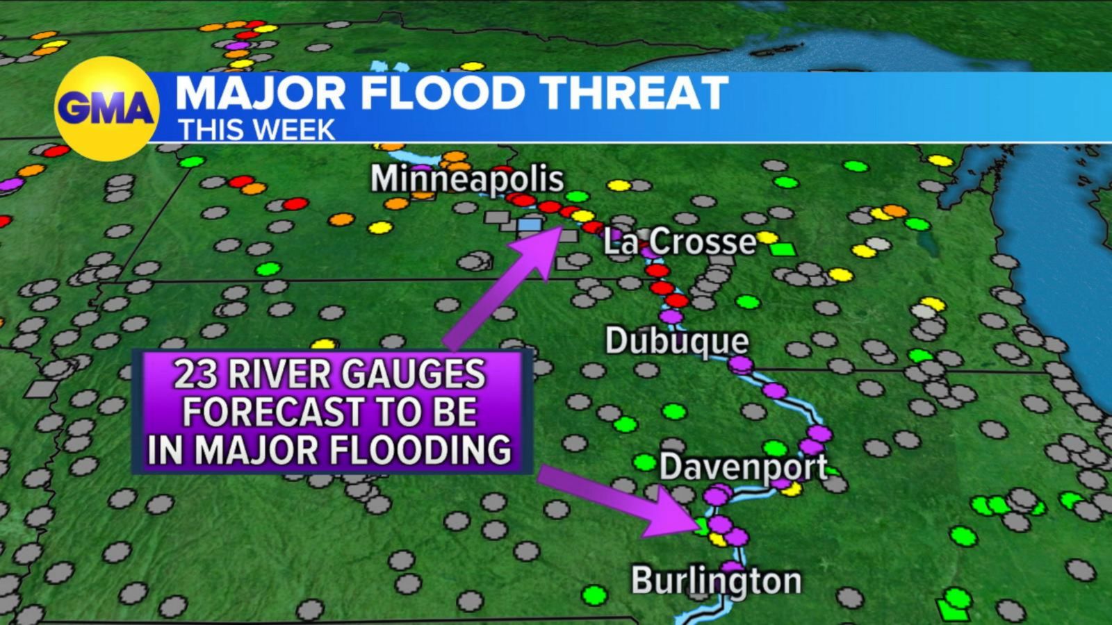 Flood threat as Mississippi River water levels rise to dangerous levels