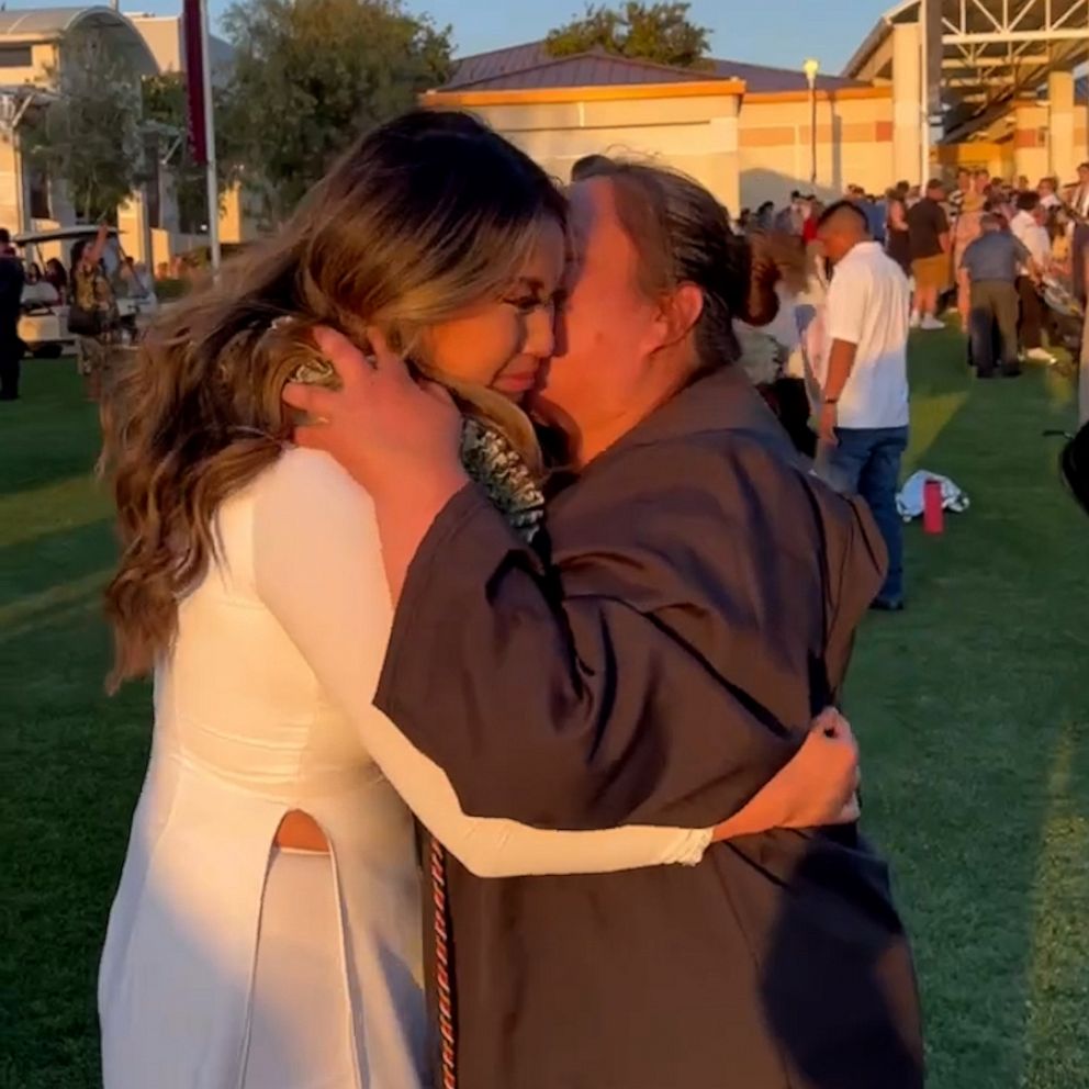 VIDEO: Young woman thanks immigrant parents who 'sacrificed everything' at graduation