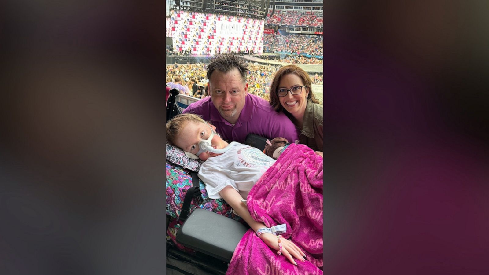 VIDEO: Teen with spinal muscular atrophy watches Taylor Swift concert from accessible seats