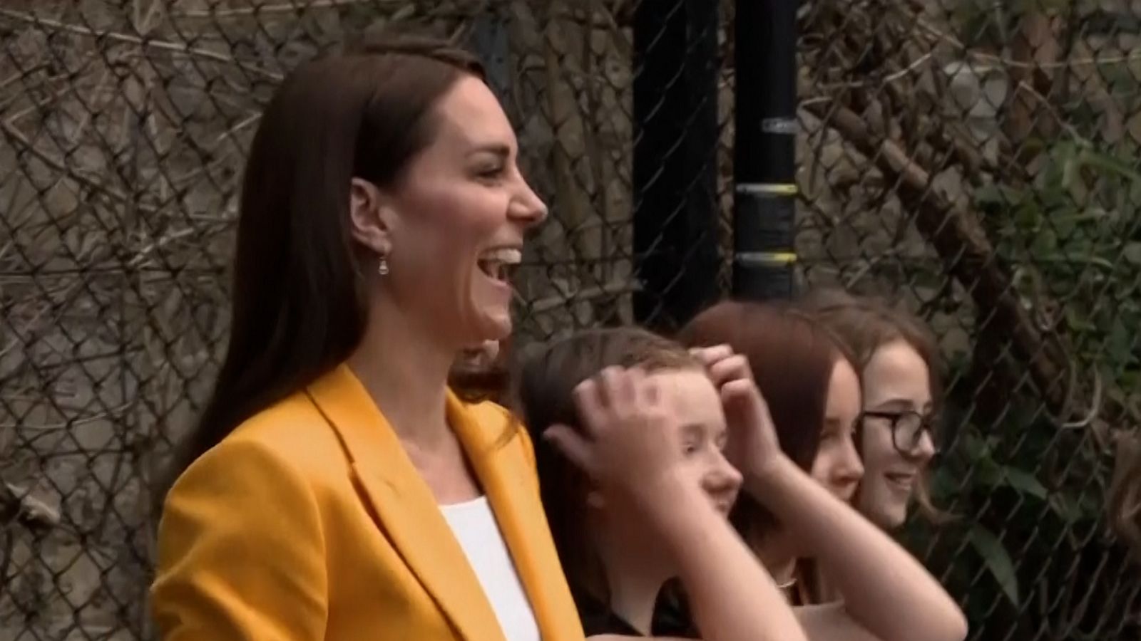 VIDEO: Princess Kate meets with young girls at Dame Kelly Holmes Trust