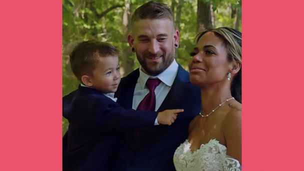 Toddler tells mom she's beautiful on her wedding day - Good Morning America