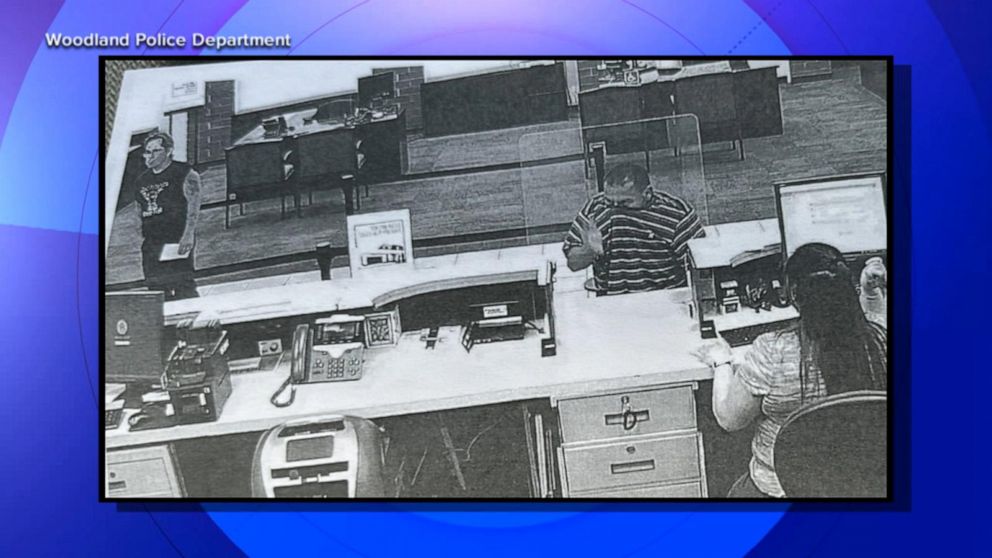 VIDEO: Bank robbery thwarted by hero customer