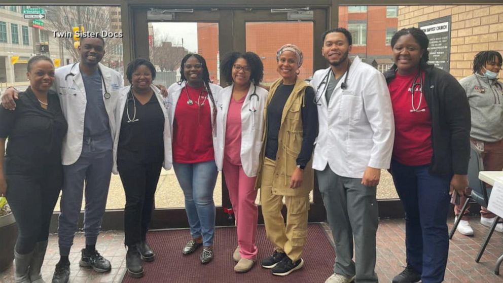 Non-profit Celebrates The Next Generation Of Black Doctors | GMA