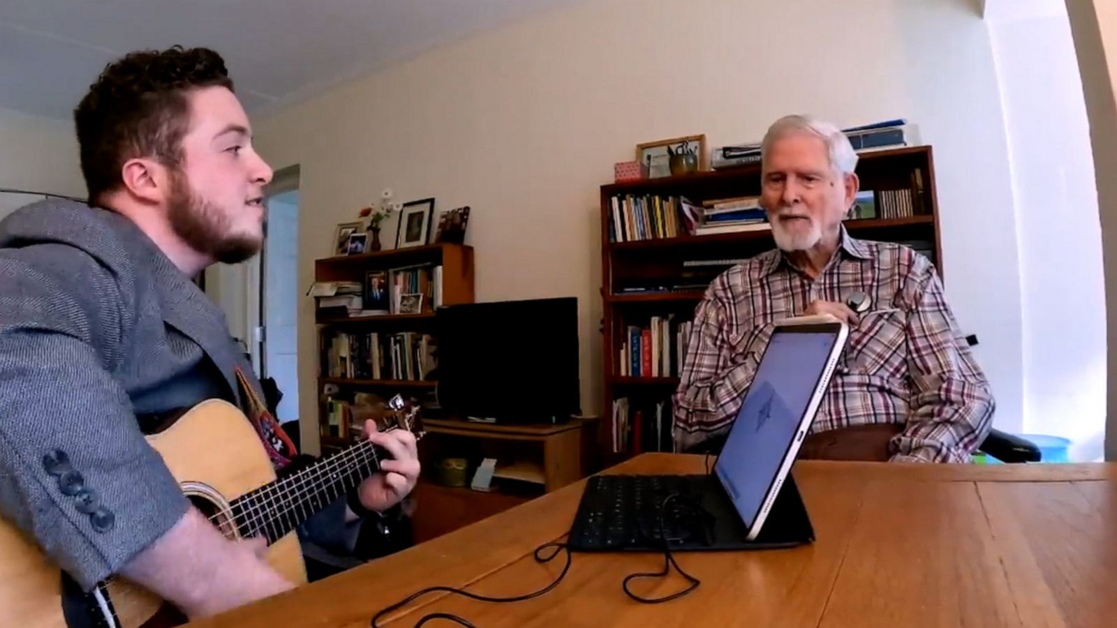 VIDEO: Philadelphia musician creates 'heartbeat recordings' for seniors