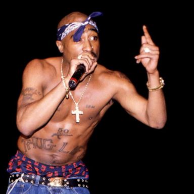 VIDEO: Police search home in Tupac Shakur murder investigation 