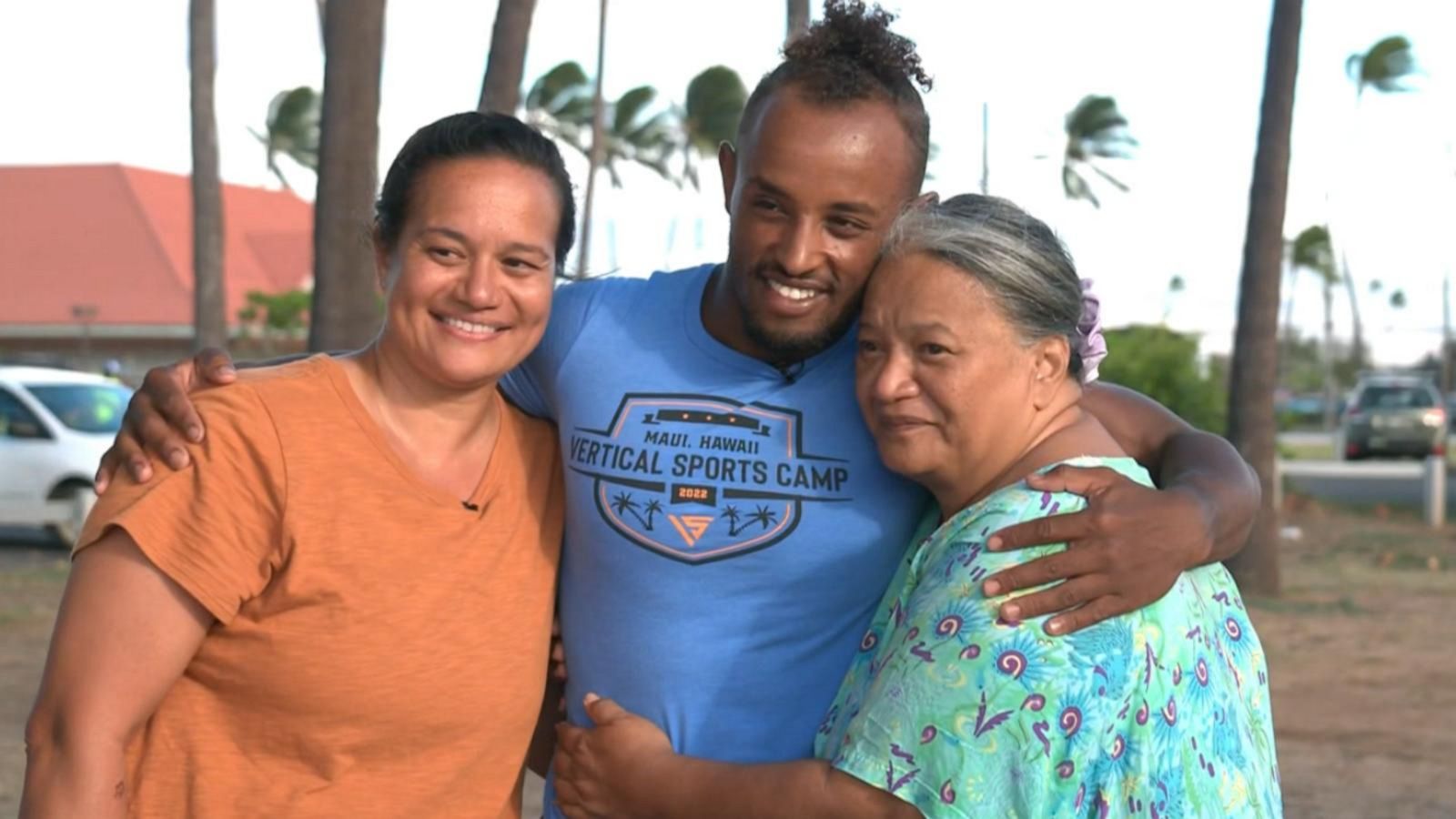 VIDEO: Man reunites with woman he carried for miles during Maui fire