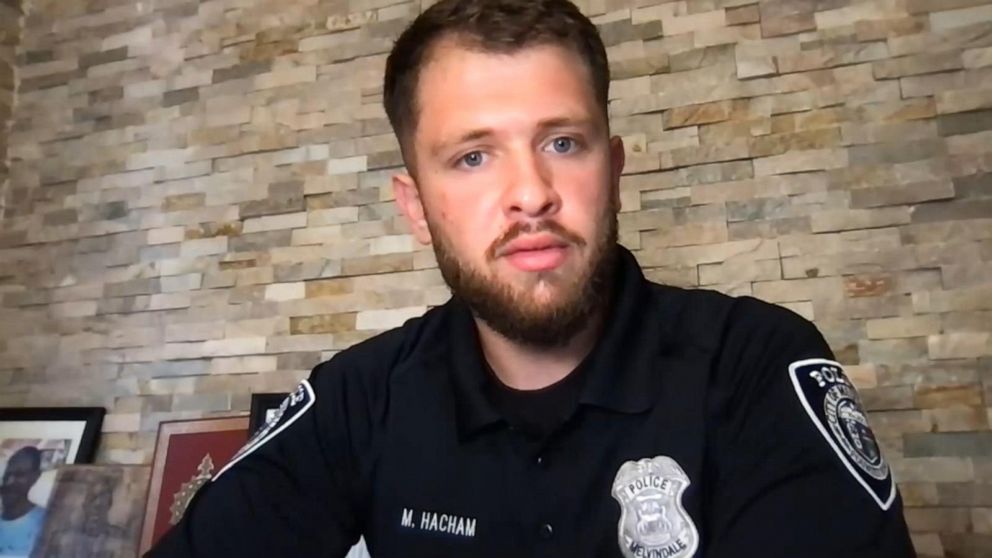 VIDEO: Off-duty officer saves choking 3-year-old 