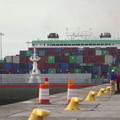 VIDEO: Traffic jam in Panama canal as drought leaves 200 ships stranded