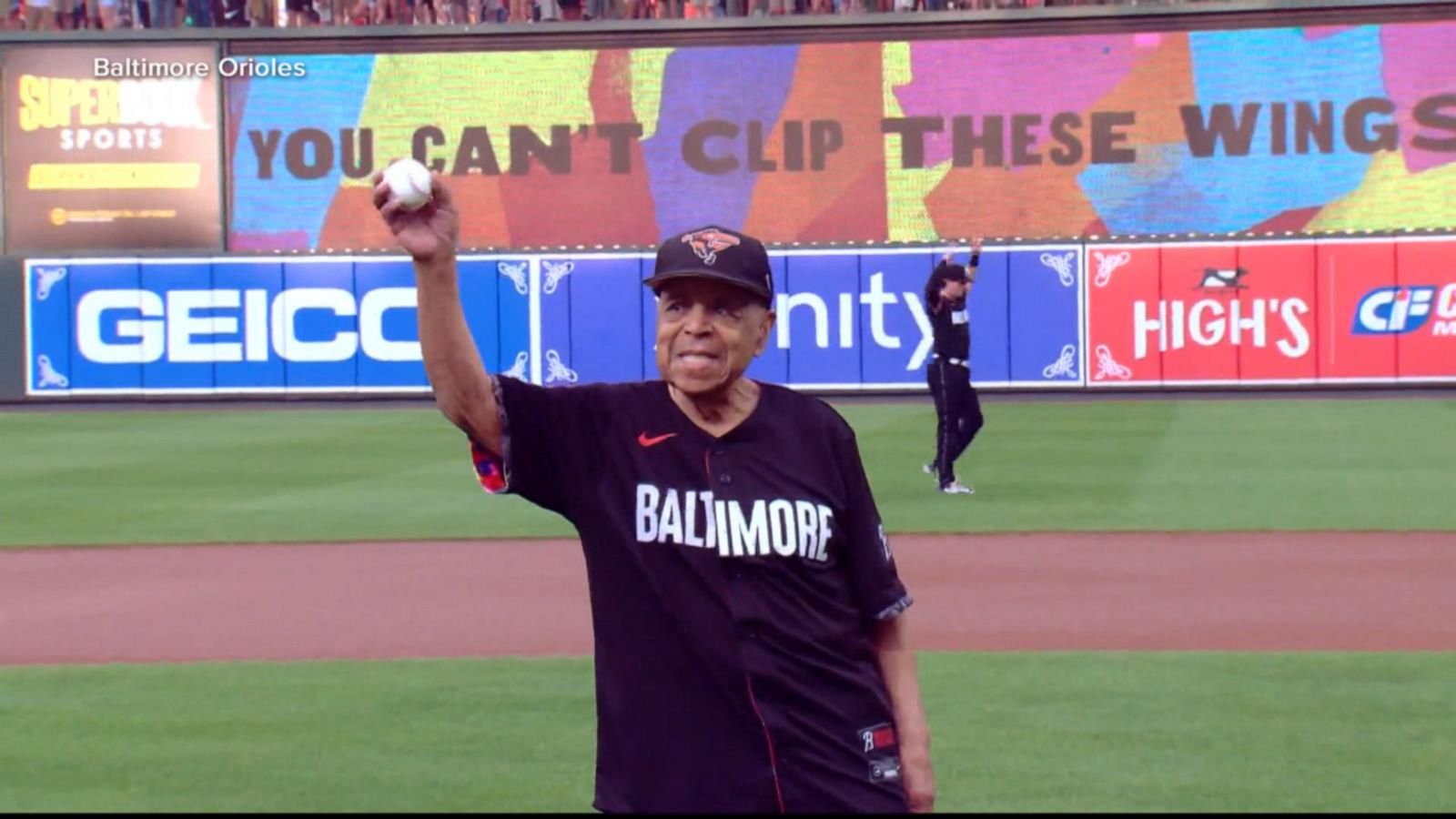 106-year-old throws first pitch at baseball game