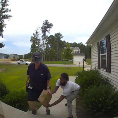 VIDEO: Porch pirate steals package right from delivery person’s hands