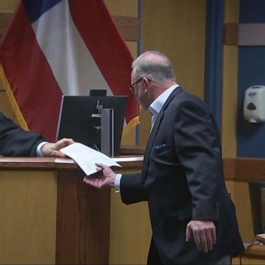 VIDEO: Plea deal for a Trump Fulton County co-defendant