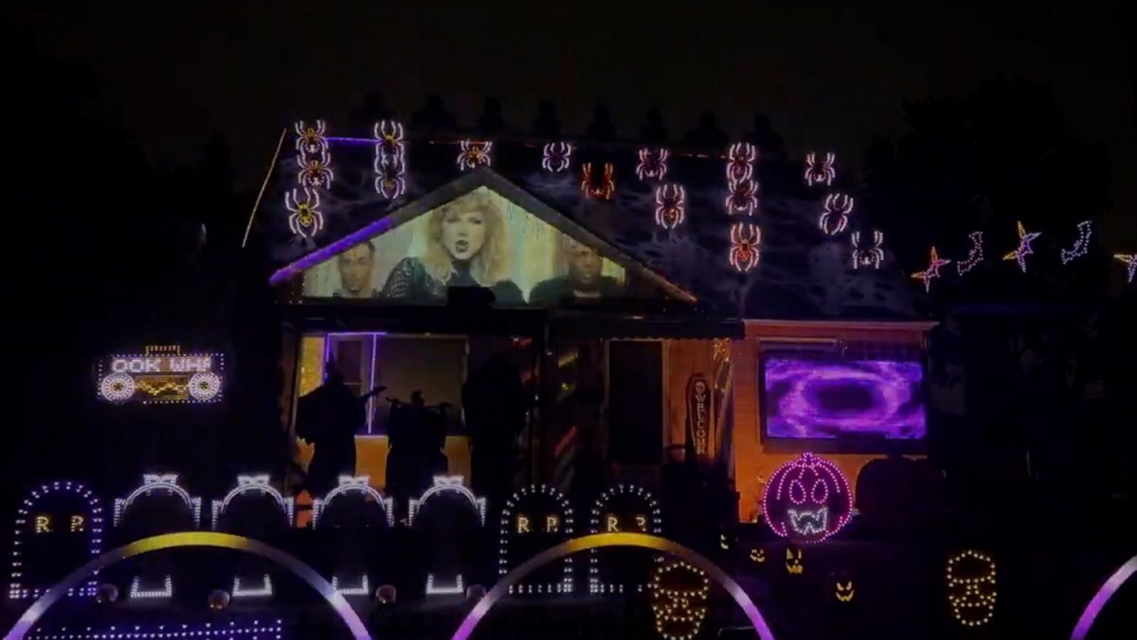 VIDEO: Michigan house displays epic Taylor Swift-inspired light show