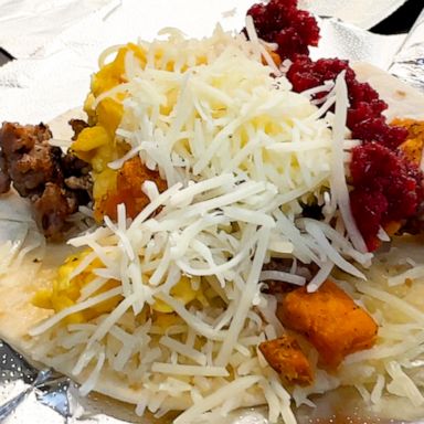 VIDEO: This CranBirdy Taco is filled with your favorite Thanksgiving leftovers 