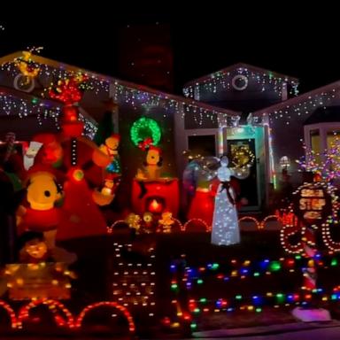 VIDEO: California home goes all-out with dazzling holiday light display 