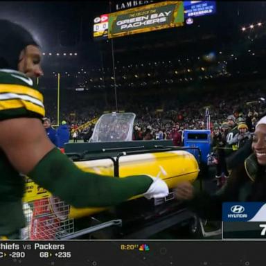VIDEO: Love in the air during Packers-Chiefs game