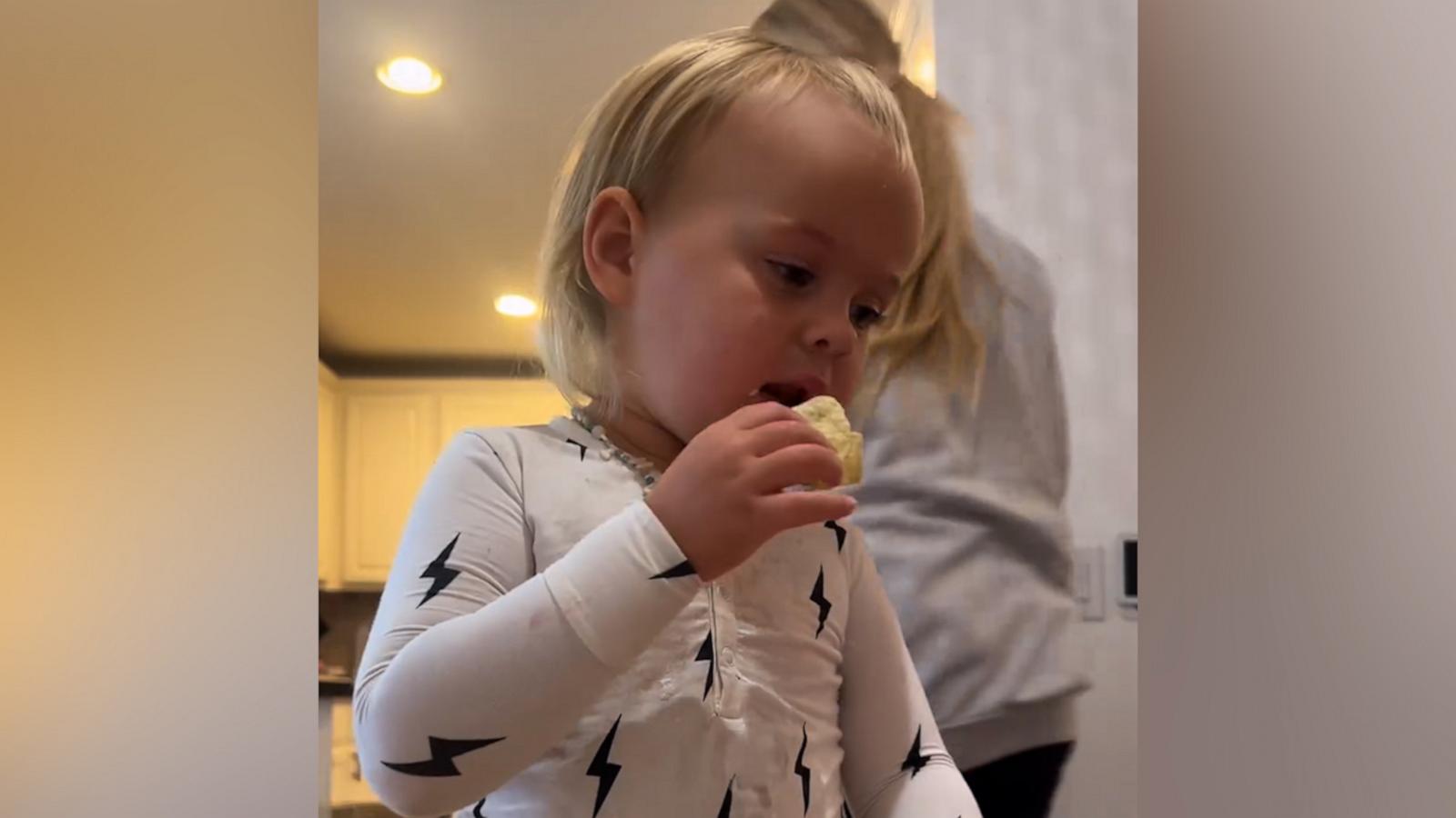 VIDEO: Toddler eating potato chips experiences pure, unfiltered bliss