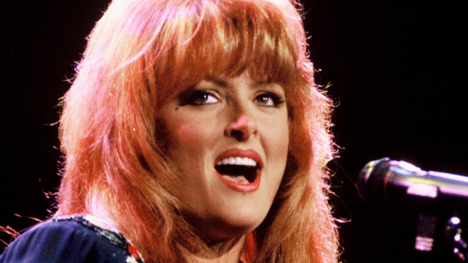 VIDEO: Best of Wynonna Judd