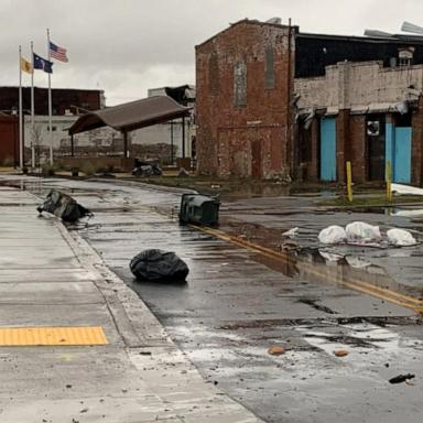 VIDEO: Tornadoes tear through South as deadly storms slam country