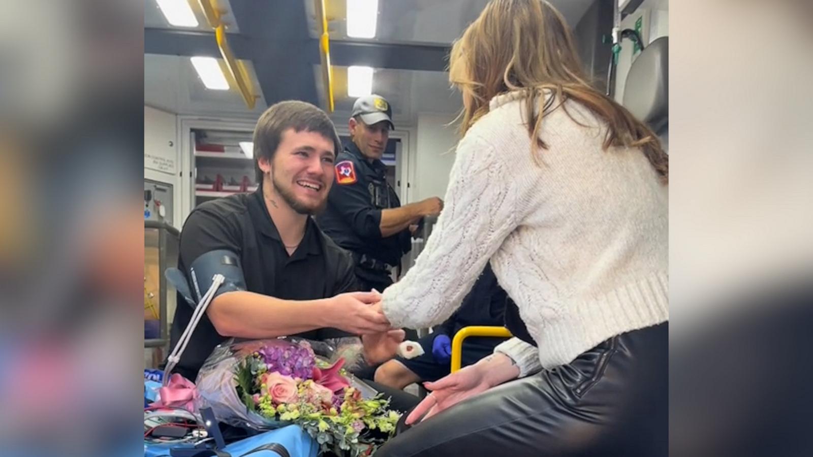 VIDEO: Man proposes to girlfriend in ambulance after breaking his finger