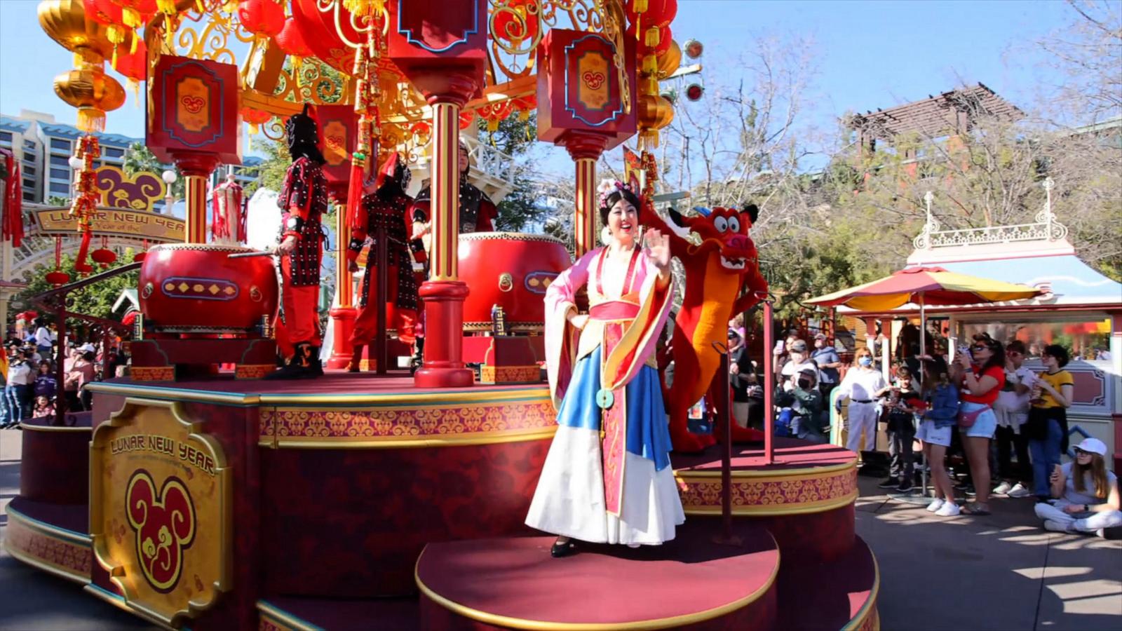 VIDEO: Watch Mulan, Minnie and Mickey celebrate Lunar New Year at Disneyland