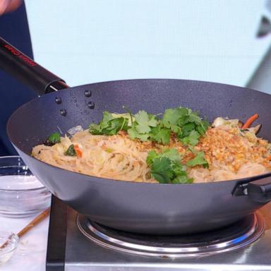 VIDEO: Tiffy Chen shares Taiwanese stir-fry noodles recipe