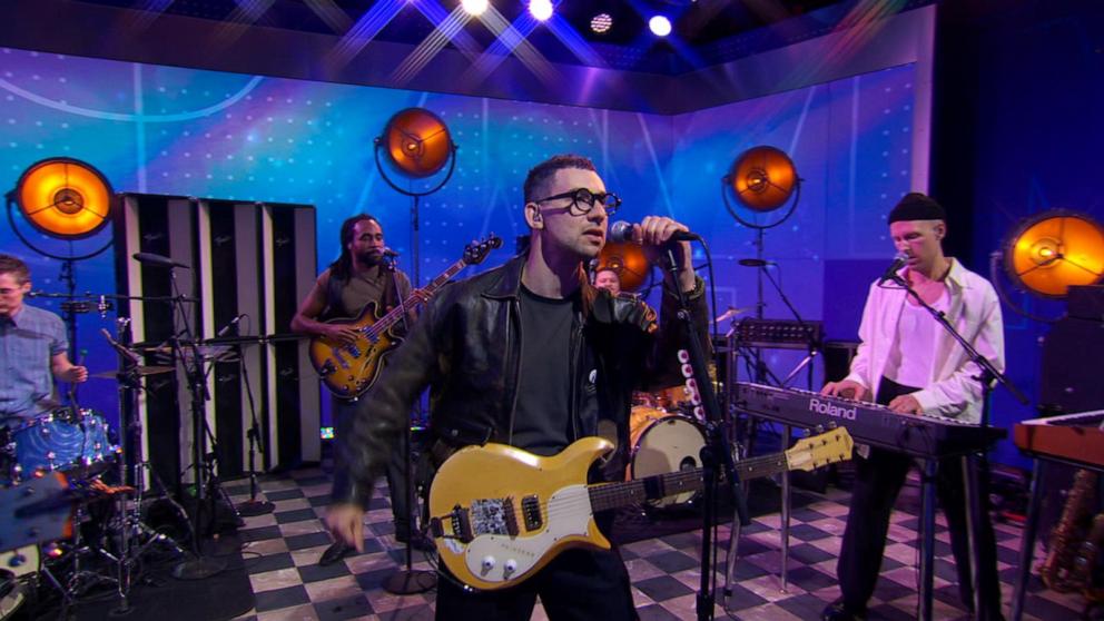 Bleachers perform 'Tiny Moves' on 'GMA' | GMA