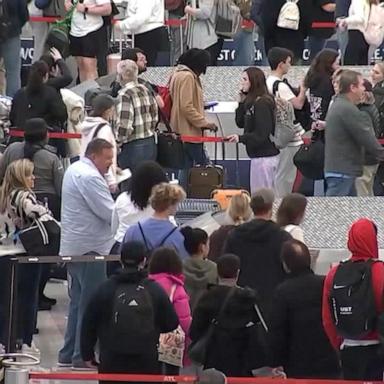 VIDEO: Airlines facing record-breaking travel