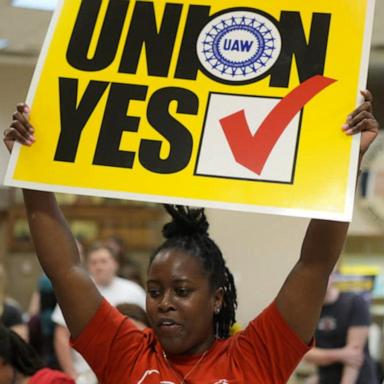 VIDEO: Tennessee Volkswagen workers vote to join union