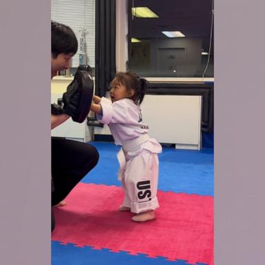 VIDEO: Toddler learns taekwondo from dad in adorable training sessions 