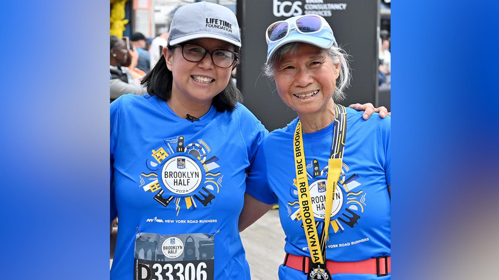 VIDEO: Mother-daughter running duo race in their 1st marathon together