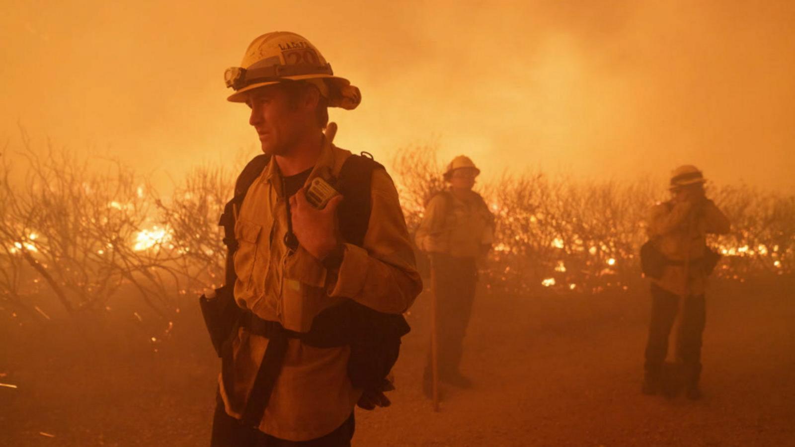 VIDEO: Wildfires breaking out in the West, forcing hundreds to evacuate