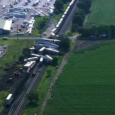 VIDEO: Train derailment near Big Lake, Minnesota