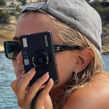 VIDEO: Millennials, Gen Z go retro by swapping smartphones for '80s and '90s cameras