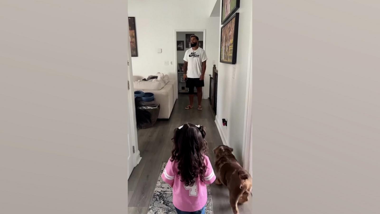 VIDEO: Toddler taunts Falcons-loving dad with Cowboys jersey