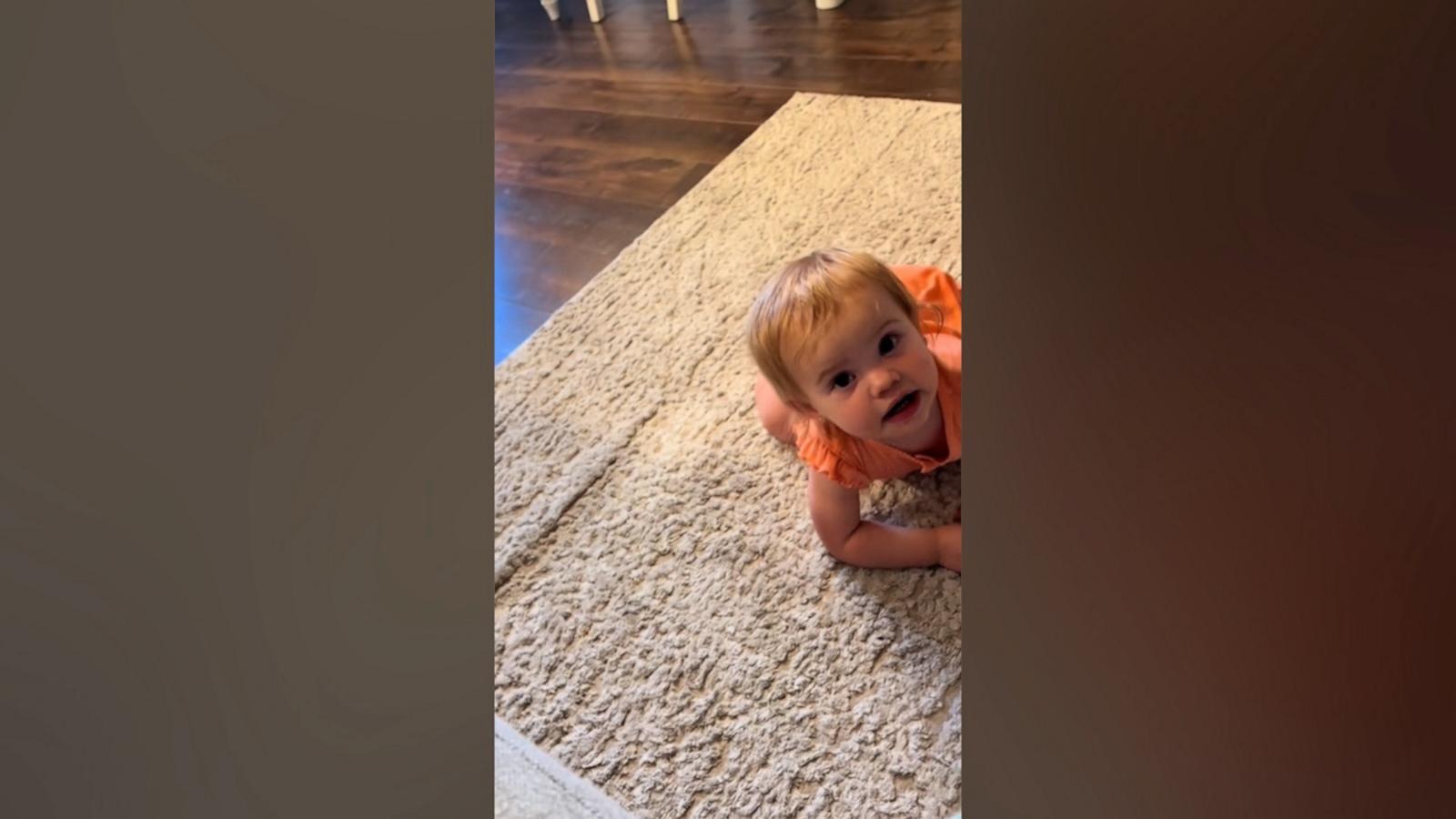 Toddler has hilarious reaction to dad telling her it's bath time - Good Morning America