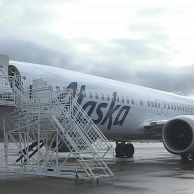 VIDEO: Alaska Airlines pilot describes moment when door plug blew off plane