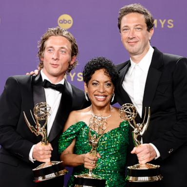 Ebon Moss-Bachrach, Liza Colon-Zayas, Jeremy Allen White accept acting awards for 