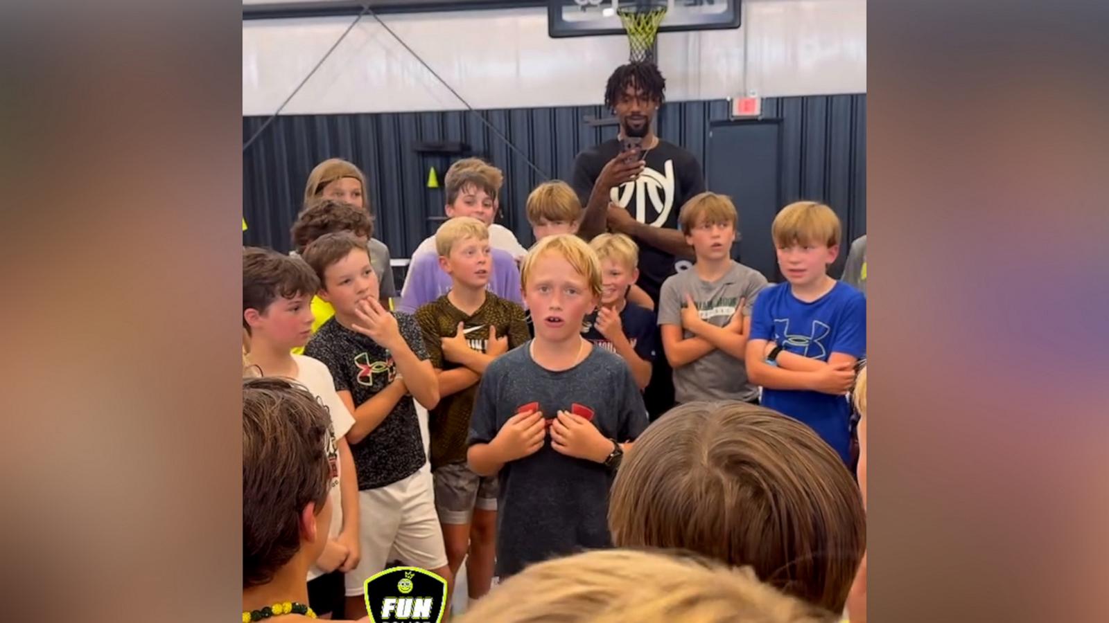 VIDEO: Boy vulnerably sings at basketball camp, gets wholesome response from teammates