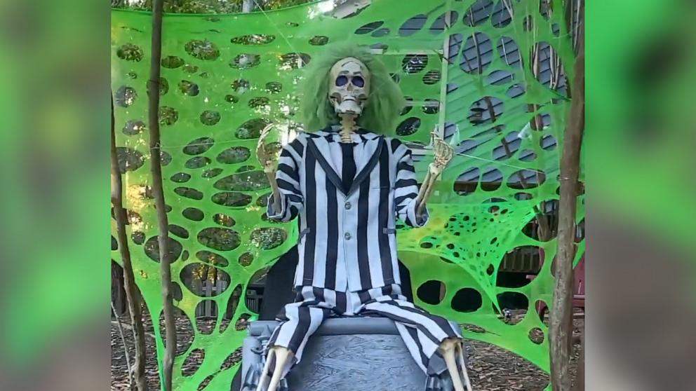 VIDEO: Woman shows off incredible 'Beetlejuice'-themed Halloween display