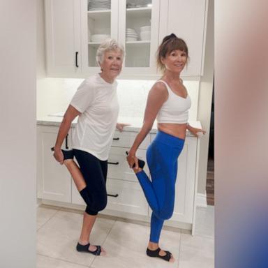 VIDEO: Mom and daughter have the best workout routine 