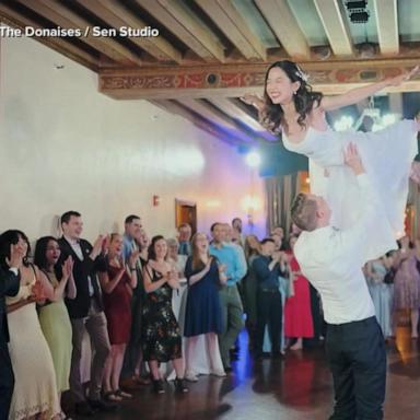 VIDEO: Couple nails ‘Dirty Dancing’ tribute during 1st dance at wedding