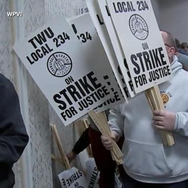 VIDEO: Philadelphia’s SEPTA narrowly avoids strike as talks continue