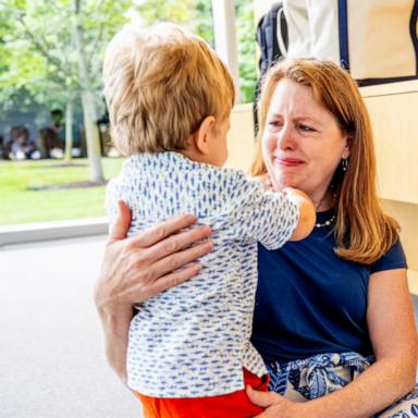 Sandy Flash had a heartwarming first meeting with Sonny, whom she helped save by donating a portion of her liver.