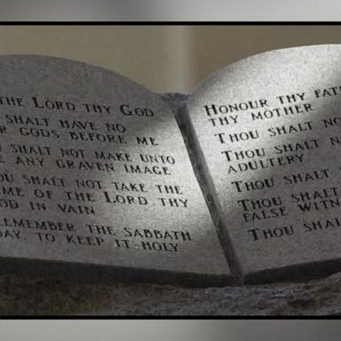 VIDEO: Judge blocks law requiring Ten Commandments in Louisiana classrooms